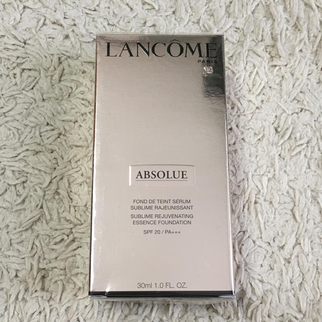 LANCOME(ランコム)の【新品未使用】LANCOMEランコム アプソリュ リキッド ファンデーション コスメ/美容のベースメイク/化粧品(ファンデーション)の商品写真