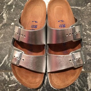 ビルケンシュトック(BIRKENSTOCK)のビルケンシュトック サンダル シルバー 38(サンダル)