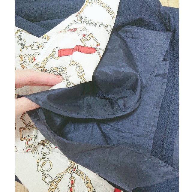 INGNI(イング)のINGNI  今期スカーフ柄フレアスカート Fサイズ  レディースのスカート(ひざ丈スカート)の商品写真