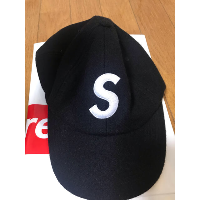 supreme Sロゴキャップ！