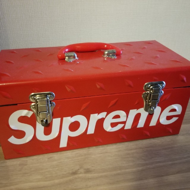 Supreme(シュプリーム)のSupreme Diamond Plate Tool Box  インテリア/住まい/日用品の収納家具(ケース/ボックス)の商品写真