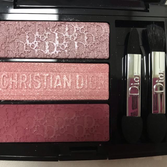 Dior アイシャドウ トリオブリックパレット