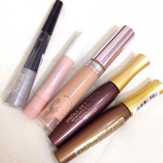 ブルジョワ(bourjois)の化粧品激安SET♥︎♥︎(眉マスカラ)