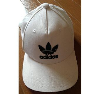 アディダス(adidas)の専用✩.*˚adidas アディダス キャップ 白 ホワイト(キャップ)