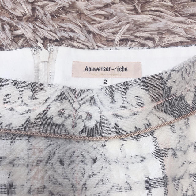 Apuweiser-riche(アプワイザーリッシェ)のapu♡チェックジャガードタイトスカート レディースのスカート(ひざ丈スカート)の商品写真