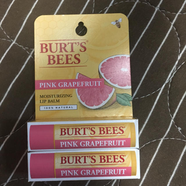 BURT'S BEES(バーツビーズ)のBURTS BEES コスメ/美容のスキンケア/基礎化粧品(リップケア/リップクリーム)の商品写真