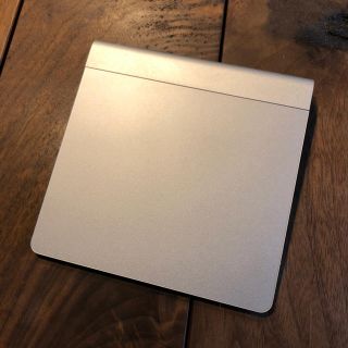 アップル(Apple)のアップル Magic Trackpad マジックトラックパッド(PC周辺機器)