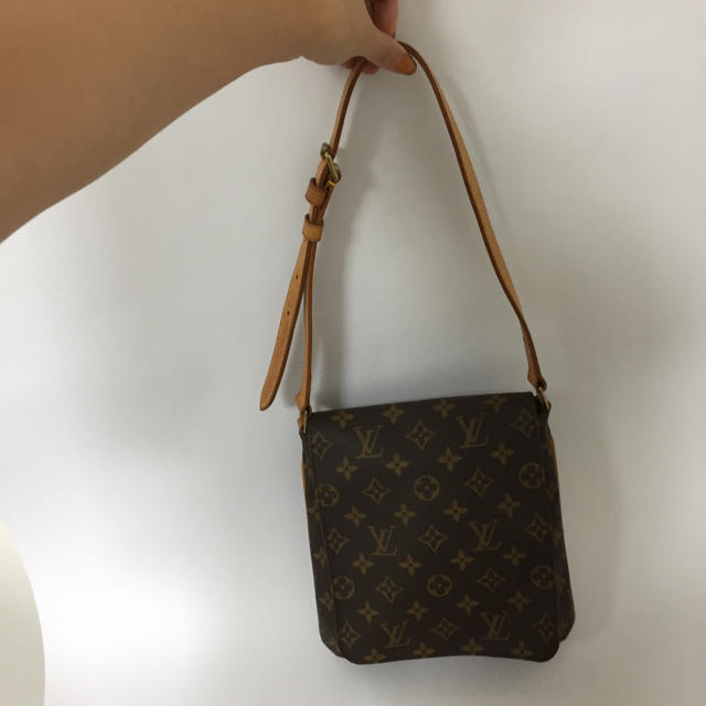 【louis vuitton ルイヴィトン ミュゼット サルサ 1