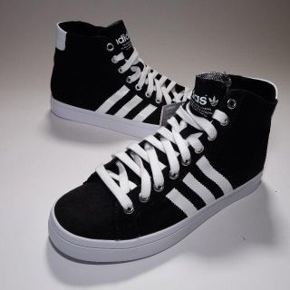 アディダス(adidas)のADIDAS COURTVANTAGE MID(スニーカー)