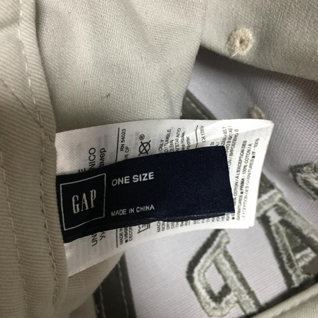 GAP(ギャップ)のGAP キャップ グレー ONE SIZE レディースの帽子(キャップ)の商品写真