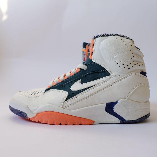 NIKE - 激レア デッドストック AIR FLIGHT LITE Ⅱの通販 by NIKE - 激レア デッドストック AIR FLIGHT LITE Ⅱの通販 by