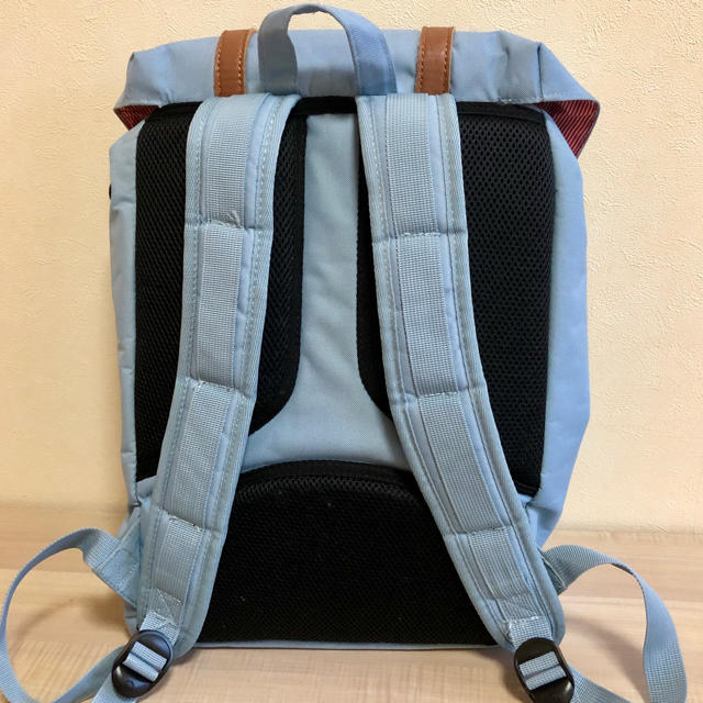 【お値下げしました】Herschel バックパック 水色