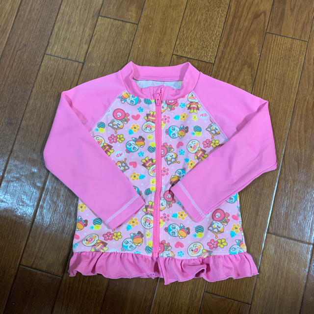 アンパンマン(アンパンマン)のアンパンマン ラッシュガード 美品 キッズ/ベビー/マタニティのキッズ服女の子用(90cm~)(水着)の商品写真