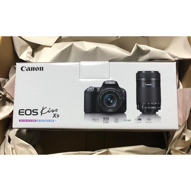 ☆新品・未開封☆キャノン CANON EOS Kiss X9 ダブルズームキットデジタル一眼