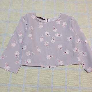 ザラ(ZARA)のZARA basic 花柄 トップス(カットソー(長袖/七分))