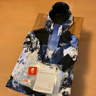 シュプリーム(Supreme)のsupreme the north face マウンテンプリント 雪山 S(マウンテンパーカー)