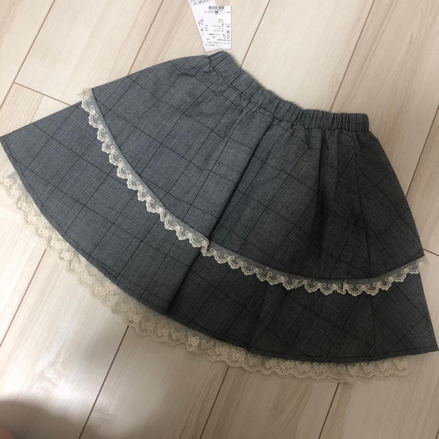 axes femme(アクシーズファム)のタグ付き☆アクシーズスカート キッズ/ベビー/マタニティのキッズ服女の子用(90cm~)(スカート)の商品写真