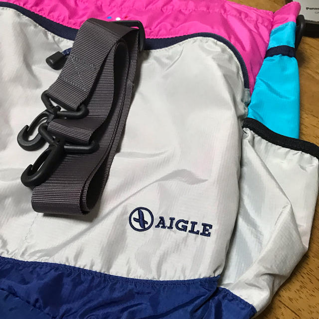 AIGLE(エーグル)の【AIGLE】ナイロンショルダーバッグ レディースのバッグ(ショルダーバッグ)の商品写真