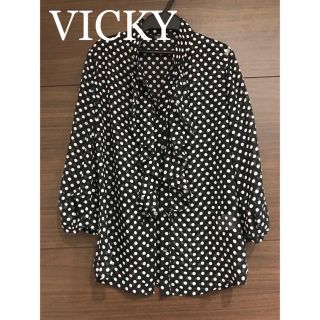 ビッキー(VICKY)のVICKY ドットブラウス 夏用 七分丈(シャツ/ブラウス(長袖/七分))