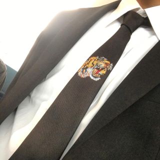 Gucci - gucci タイガー ネクタイの通販 by 19's shop|グッチならラクマ