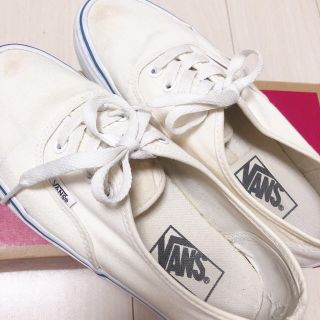 VANS - VANS / AUTHENTIC 23.5cm バンズ オーセンティック 白の通販 by ...