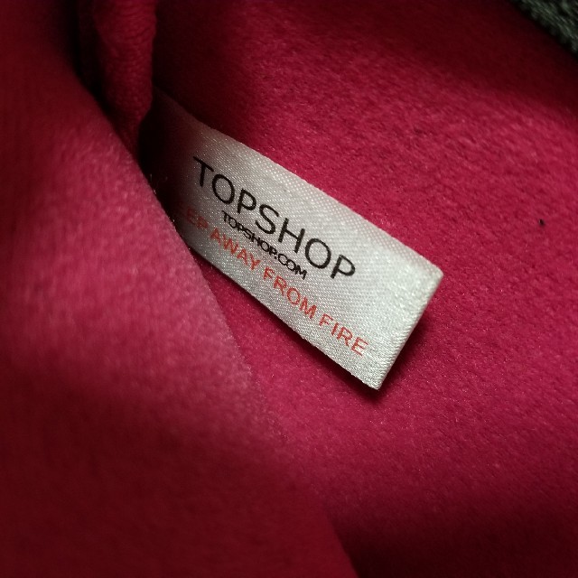 TOPSHOP(トップショップ)のTOPSHOP ノベルティ クラッチバッグ ipadサイズ  レディースのファッション小物(ポーチ)の商品写真