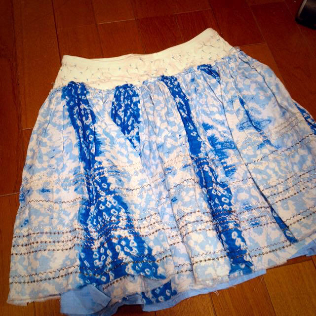 Free People(フリーピープル)のfree people 刺繍スカート レディースのスカート(ミニスカート)の商品写真