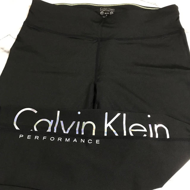 Calvin Klein(カルバンクライン)のCalvin Kleinレギンス レディースのレッグウェア(レギンス/スパッツ)の商品写真