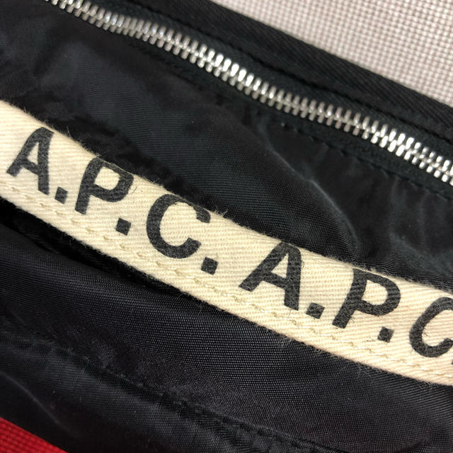 A.P.C(アーペーセー)のfk様専用 A.P.C.𓇼ヒップバッグ ボディバッグ レディースのバッグ(ボディバッグ/ウエストポーチ)の商品写真