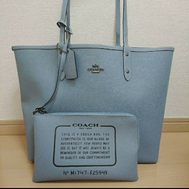 レディースCOACH　トートバッグ　リバーシブル