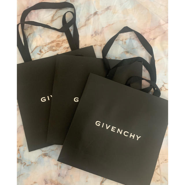 GIVENCHY(ジバンシィ)のGIVENCHY ショップ袋 レディースのバッグ(ショップ袋)の商品写真