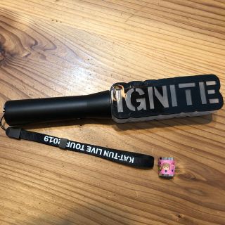 カトゥーン(KAT-TUN)のKAT-TUN ペンライト 銀テープ２本付き IGNITE(アイドルグッズ)