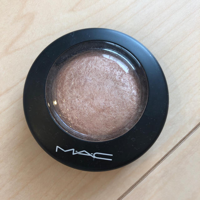 MAC(マック)のMAC☆ハイライト美品 コスメ/美容のベースメイク/化粧品(フェイスパウダー)の商品写真