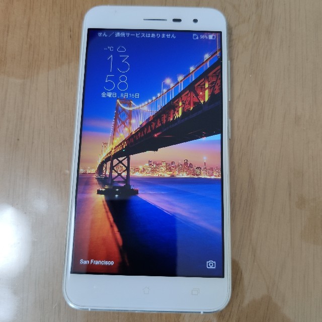 zenfone3 ZE520KL パールホワイト simフリー