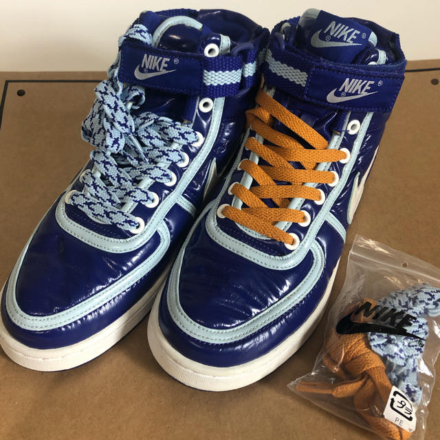 NIKE ハイカットスニーカー★新品