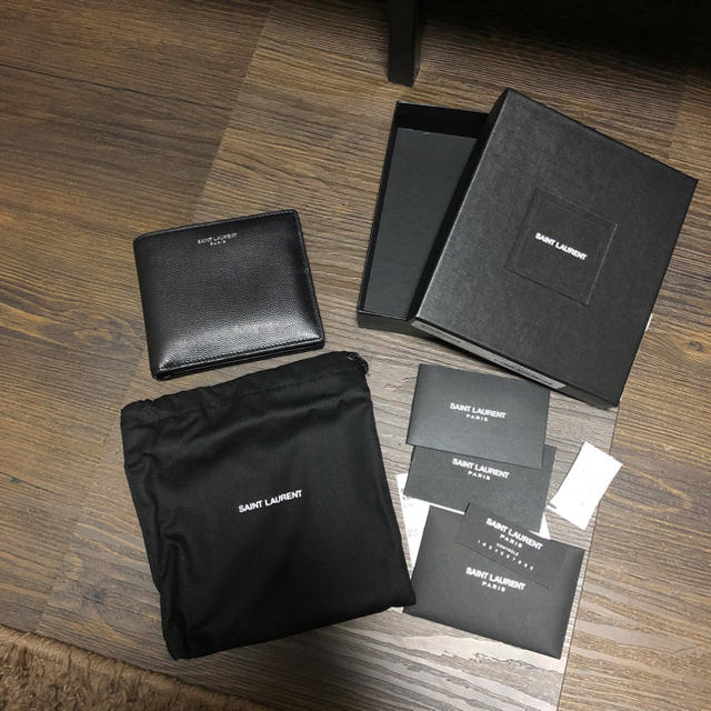 SAINT LAURENT PARIS サンローランパリ 二つ折り財布