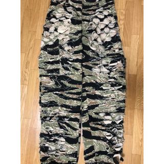 バレンシアガ(Balenciaga)の【VETEMENTS】camo pants　迷彩　 (ワークパンツ/カーゴパンツ)