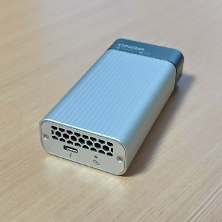 QNAP QNA-T310G1T thunderbolt3 to 10GbE の通販 by がじぇっとさん's