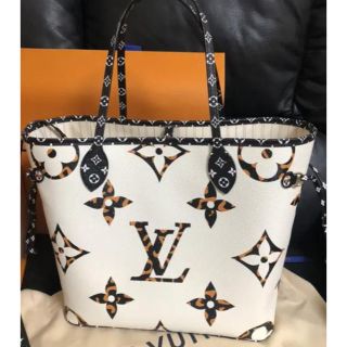 ルイヴィトン(LOUIS VUITTON)のルイヴィトン トートバッグ　ネヴァーフルMM　モノグラムジャングル  新品！(トートバッグ)