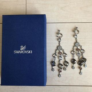 スワロフスキー(SWAROVSKI)の【ラッキー様向け】Swarovski:レディースイヤリング(イヤリング)