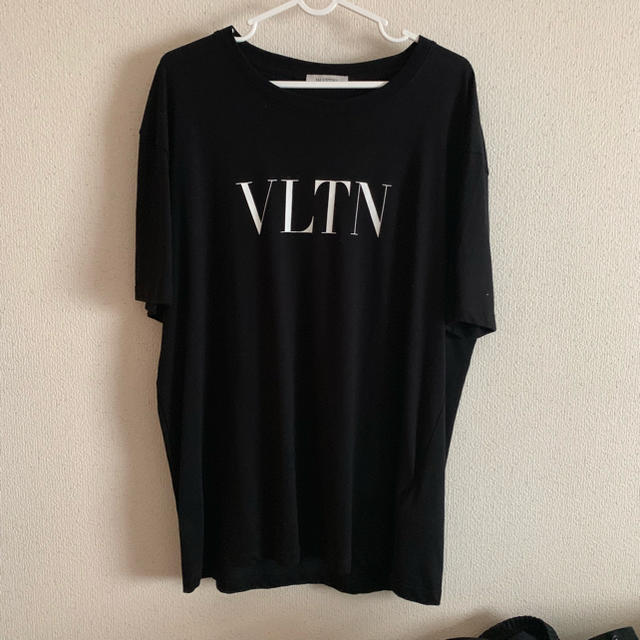 valentino tシャツメンズ