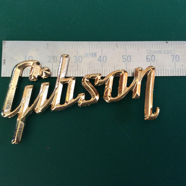 Gibson レイズドロゴ  リプレスメント い！