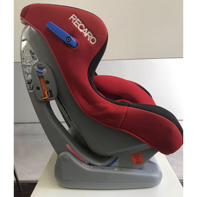 RECARO(レカロ)のRECARO Start　レカロ スタートプラスアイ チャイルドシート レッド  キッズ/ベビー/マタニティの外出/移動用品(自動車用チャイルドシート本体)の商品写真