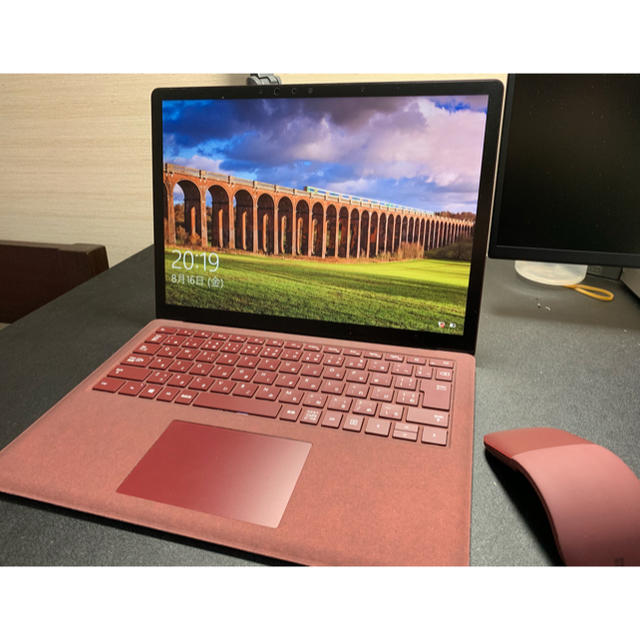 Microsoft(マイクロソフト)の【専用】surface laptop i5 8GB 256GB +マウス スマホ/家電/カメラのPC/タブレット(ノートPC)の商品写真