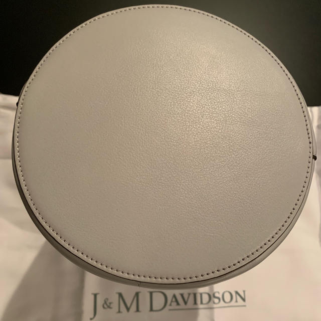 J&M DAVIDSON(ジェイアンドエムデヴィッドソン)のJ&M DAVIDSON ミニデイジー 新品 レディースのバッグ(ハンドバッグ)の商品写真