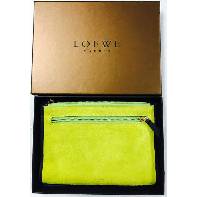 LOEWE(ロエベ)の【★売りつくしセール★】ロエベ スエードポーチ LOEWE レディースのファッション小物(ポーチ)の商品写真