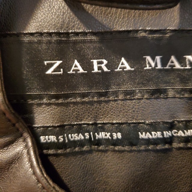 ZARA(ザラ)のZARAレザー風ジャケット　メンズS メンズのジャケット/アウター(ライダースジャケット)の商品写真