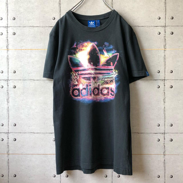 adidas(アディダス)の【激レア】 adidas アディダス オリジナルス ビッグプリント Tシャツ メンズのトップス(Tシャツ/カットソー(半袖/袖なし))の商品写真