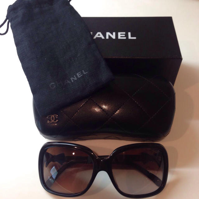 正規品】CHANEL リボンサングラス 正規品】CHANEL リボンサングラス