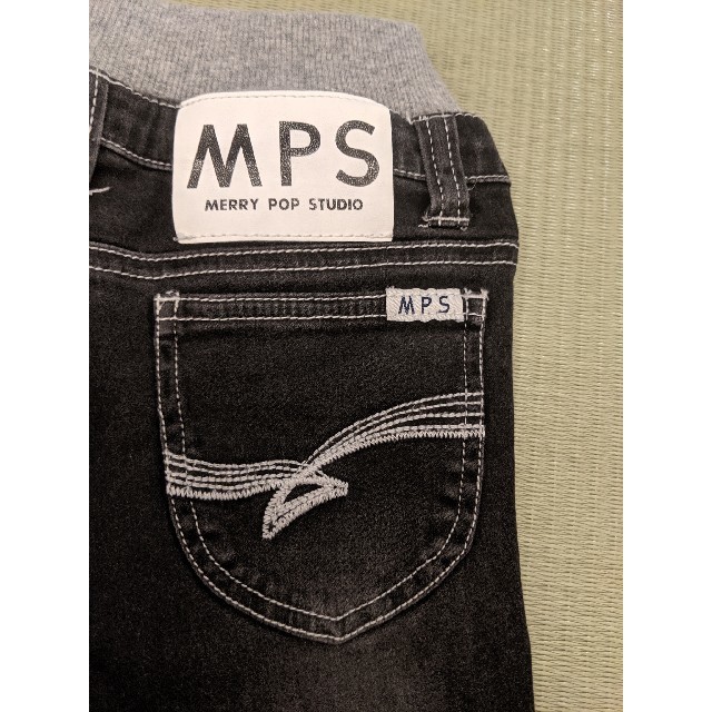 MPS(エムピーエス)のジーンズ デニムパンツ　キッズ　100　メリーポップスタジオ　MPS キッズ/ベビー/マタニティのキッズ服男の子用(90cm~)(パンツ/スパッツ)の商品写真